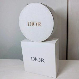 NIB/Never Used! Authentic Dior Round Vanity Case With Mirror